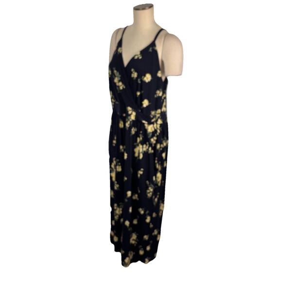 NWT Kaileigh Women's 2X Rica Navy Floral Faux Wrap Tie Knit Crop Jumpsuit - Picture 4 of 6
